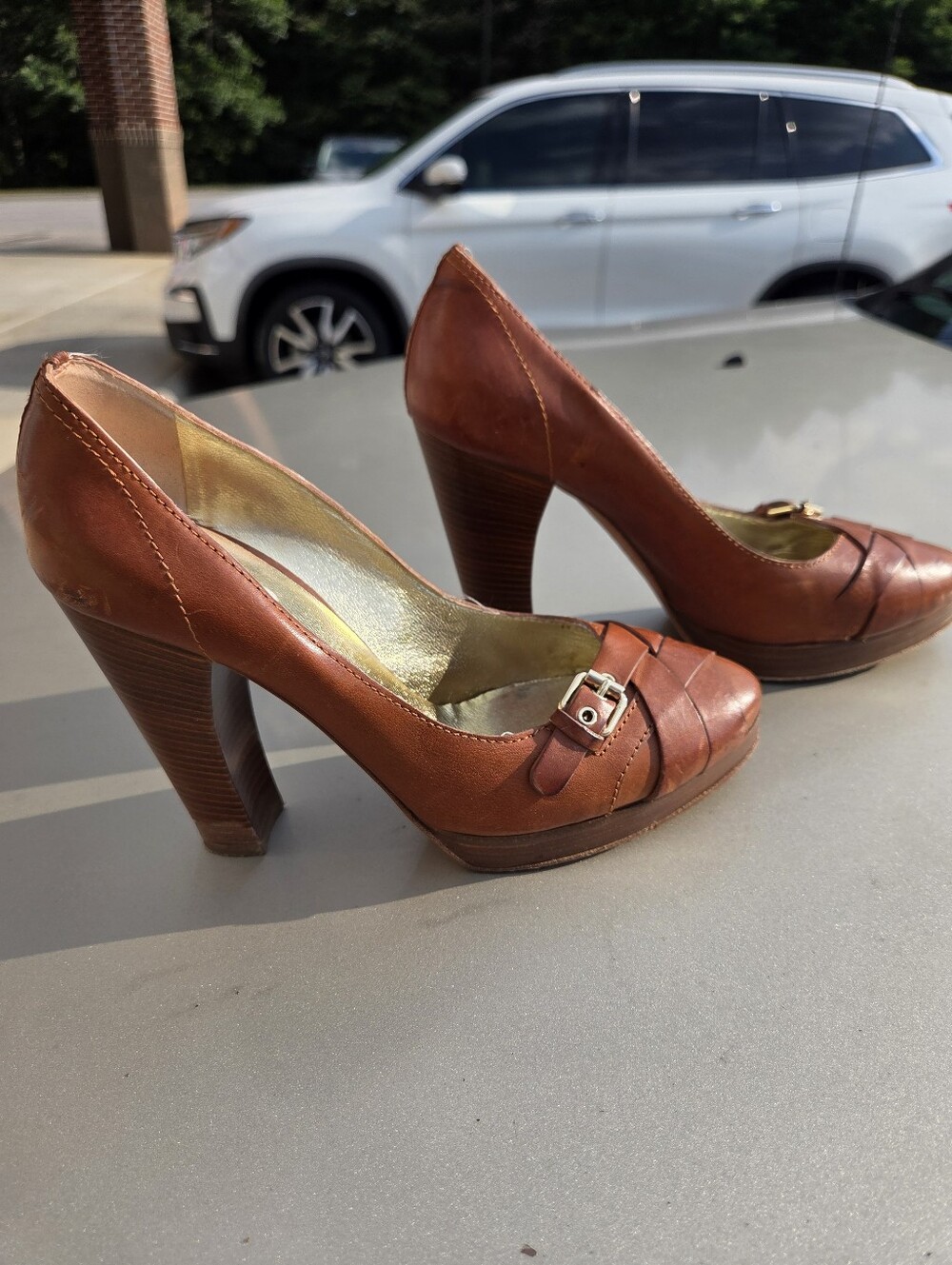 Vintage Dolce & Gabbana Brown Leather Heel